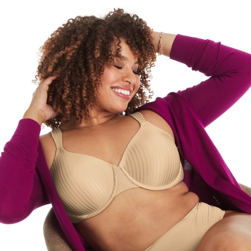 🤎 NWT! Playtex Secrets All Over Smoothing Seamless Full-Coverage Bra